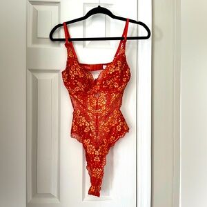 🌟🌟 EUC Victoria’s Secret Vtg Lace Lingerie Teddy!!